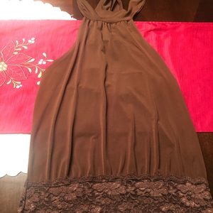 Studio Y tie around neck brown tank size medium